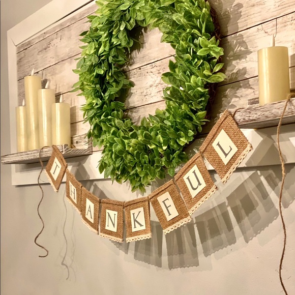 *THANKSGIVING BANNER* “thankful” - handmade burlap banner - farmhouse decor - Picture 3 of 5